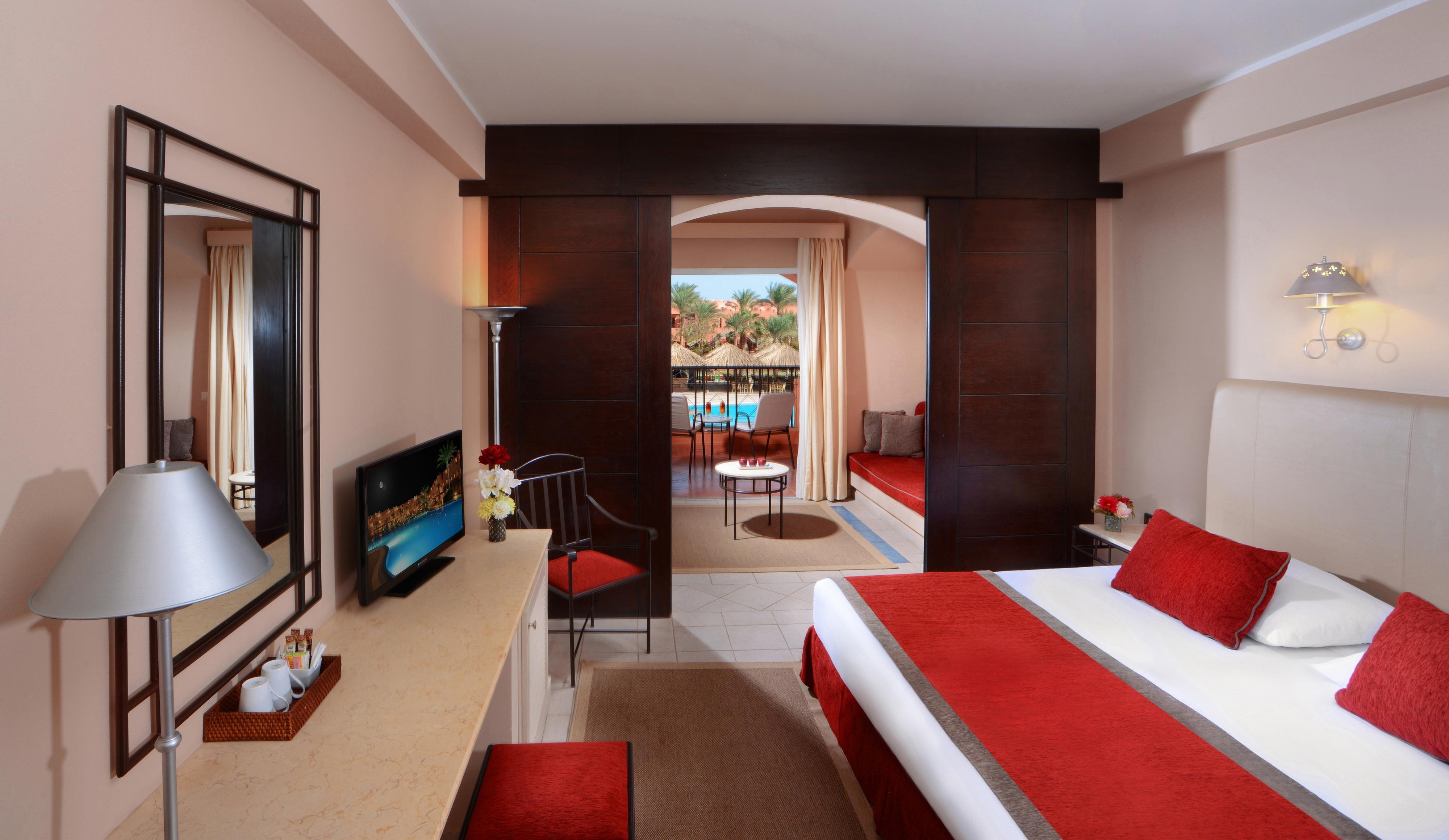 Jaz Makadi Oasis Club Hotel Exterior photo
